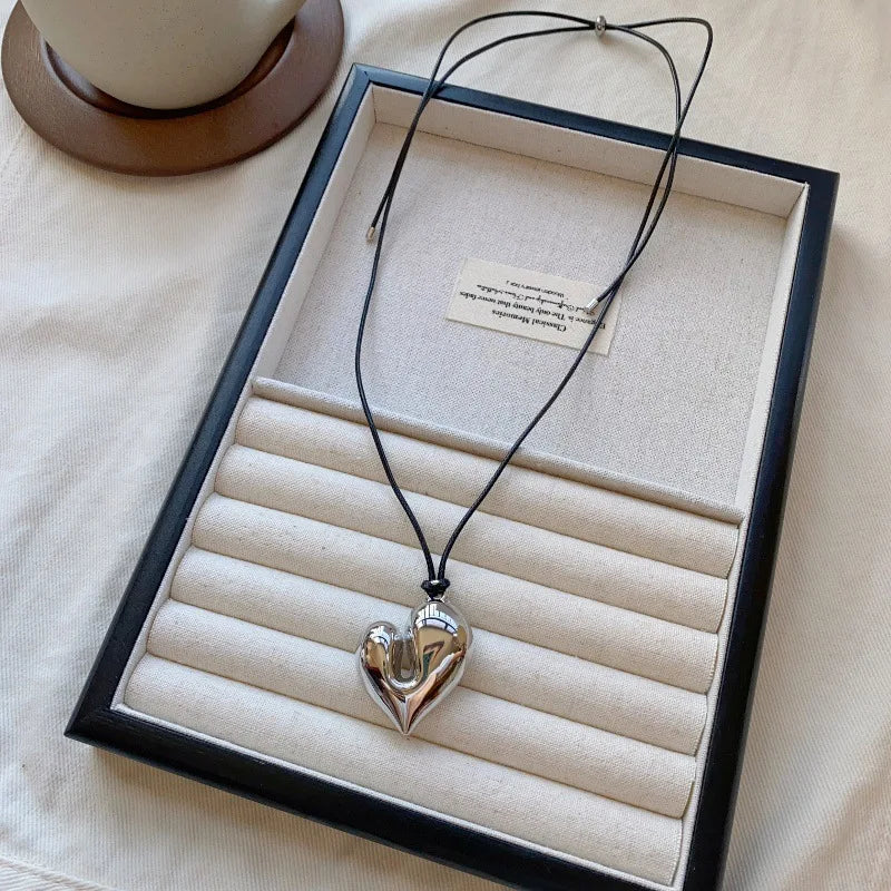Adjustable Pull-out Heart Pendant Necklace