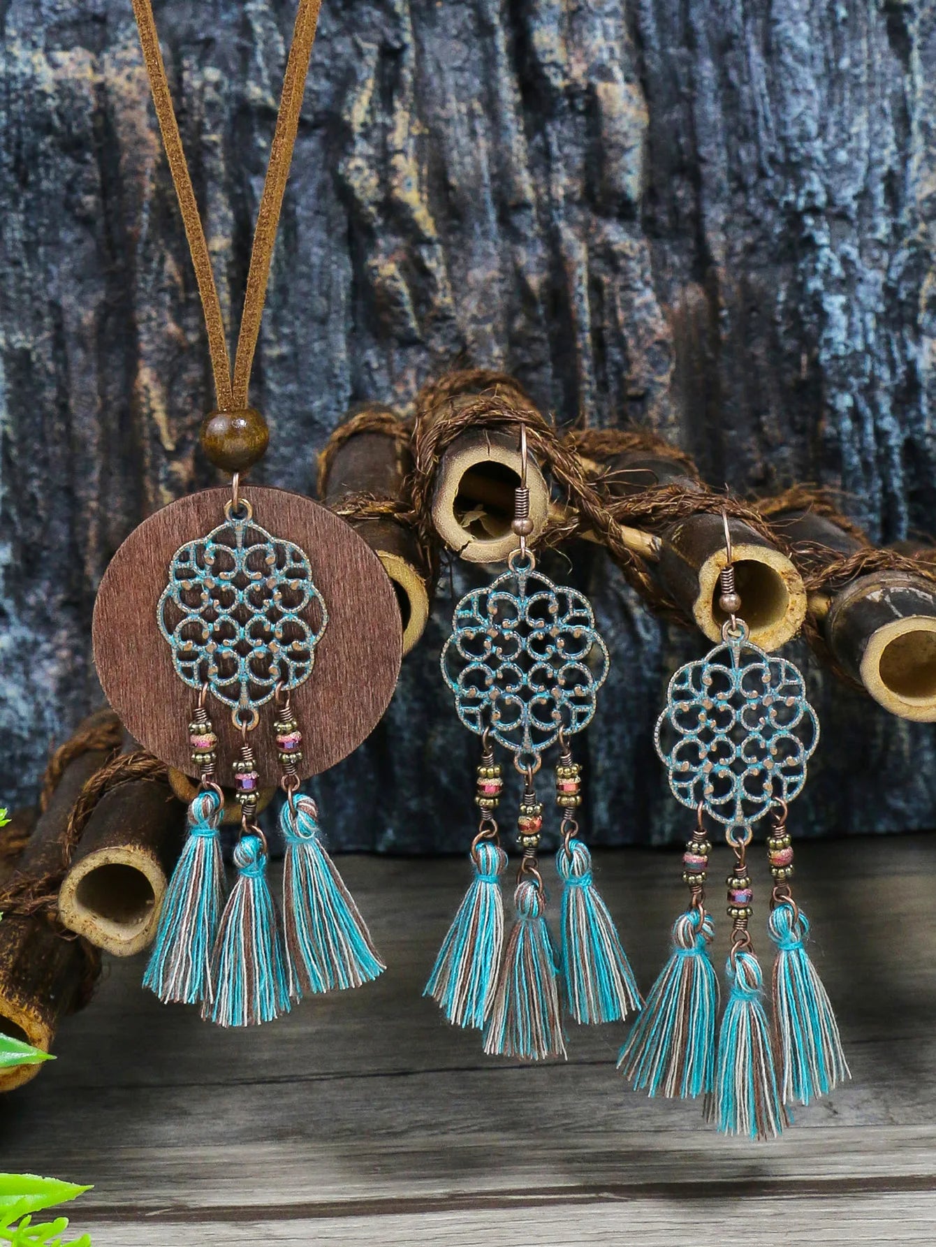 Bohemian Style Hollowed out Carved Pendant w/tassel Earrings Necklace Set